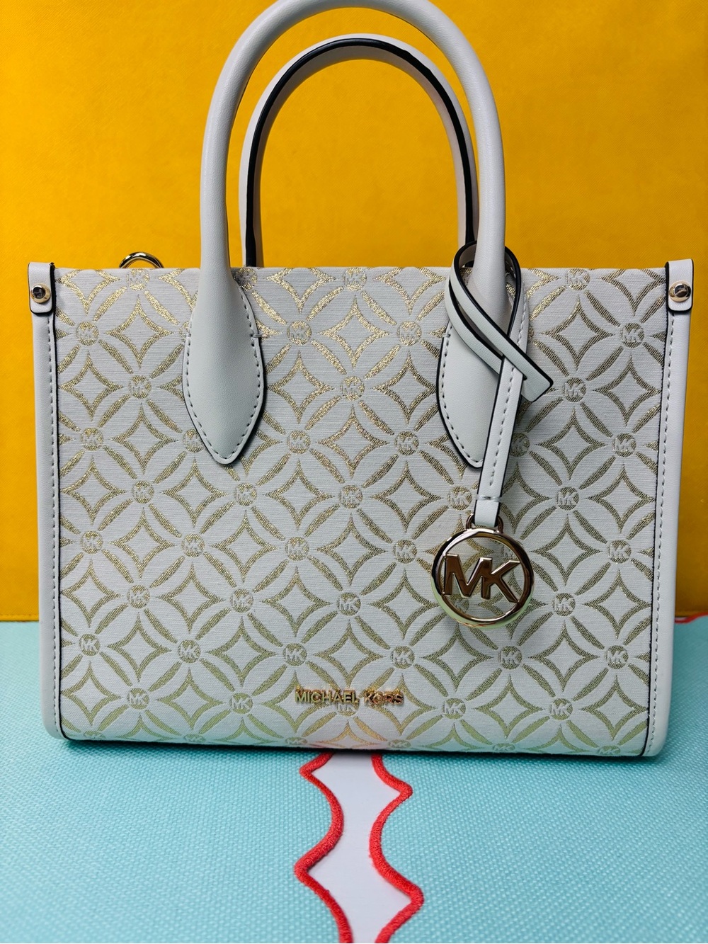 Michael Kors Cream & Gold Patterned Tote Bag.NWOT